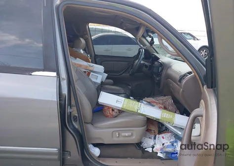 2004 Toyota Sequoia Limited V8 from USA, damaged, VIN 5TDZT38A94S233116